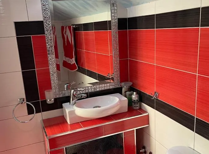 Mesaggala Palace No 3 Firstline Sea דירה *