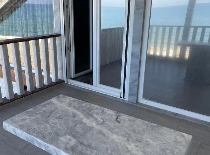 Apartamento Mesaggala Palace No 3 Firstline Sea Néa Meságkala